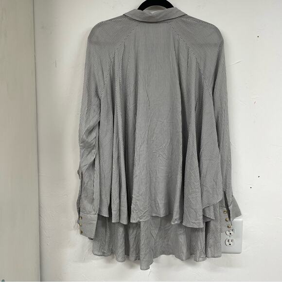 Free People Grey & White Striped Ruffled Tiered Long Sleeve Blouse Womens S Top - Picture 8 of 10